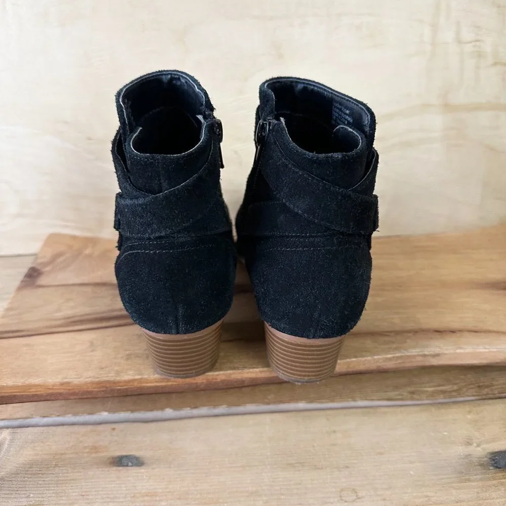 Giani Bernini Oleesia Memory-Foam Ankle Booties‎ Black 6 Suede